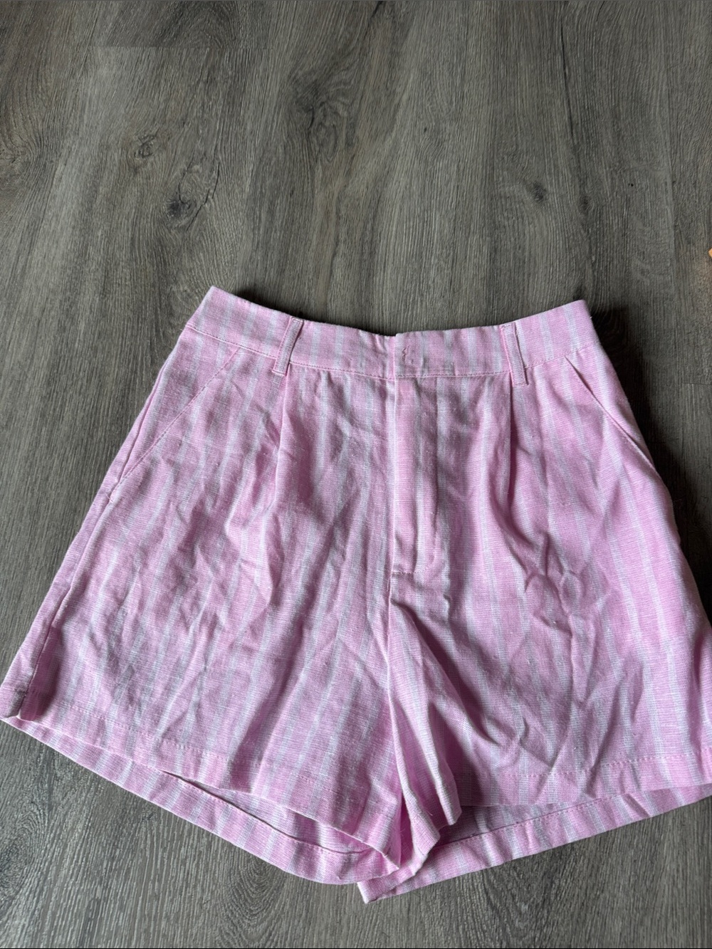 Vineyard Vines Pink High-Waist Striped Shorts
